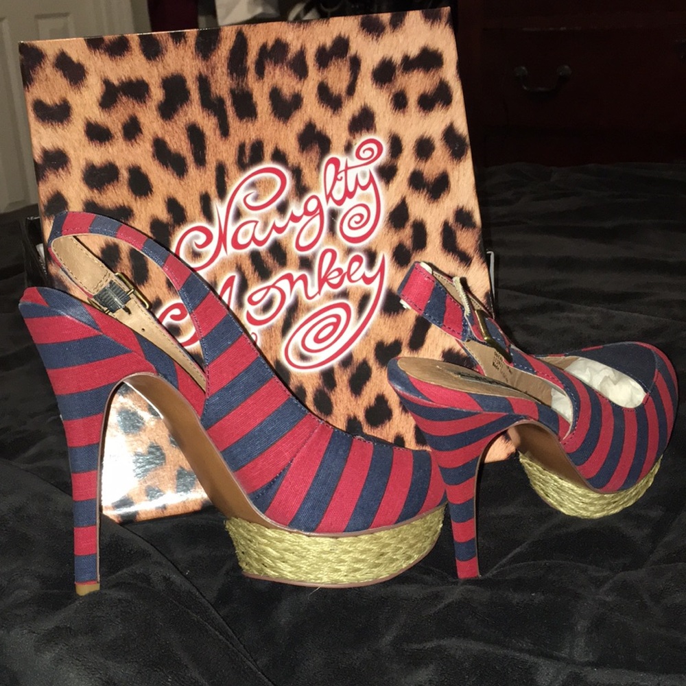 Heels - Picture 4 of 4